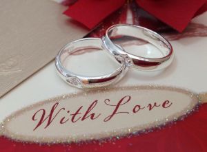 ITS ME แหวนเงินแท้92.5% แหวนเงินเกลี้ยงประดับ cz ตรงกลาง size 5-10(ราคาต่อวง)(เรือนเงินแท้)