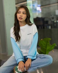 VELYN Top T-shirt Atasan Kaos Wanita Oversize Lengan Panjang Two-tone Aksen Stylish