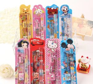 VIVOLILV 【50%OFF】🔥🔥🔥คละแบบ ดินสอ ชุดเครื่องเขีย ดินสอ 2 แท่ง+กบเหลา+ยางลบ+ไม้บรรทัด รางวัล ของขวัญ วันหยุดเด็ก โรงเรียน🎉เทอมใหม่🎉 ❣️อุปกรณ์นักเรียน❣️ 🎁ของขวัญนักเรียน🎁