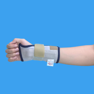 Nẹp Cẳng Cánh Tay Ngắn Bảo Vệ Cổ Tay Chất Liệu Cao Cấp Thiết Kế Tiện Lợi Dễ Sử Dụng Cho Hoạt Động Thể Thao