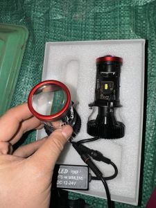 1 cặp đèn h4 T7 12v 24v bản cao cấp sáng 2 màu trắng vàng