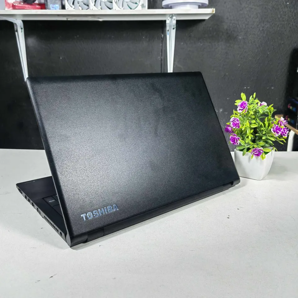 TOSHIBA DYNABOOK B65 INTEL CORE i5 7th GEN 8GB RAM 256GB SSD 15.6