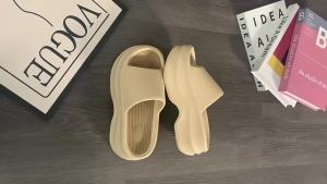 [Free Shipping] Thick-soled womens summer outdoor height-increasing EVA slide sandals with high heels and soft soles