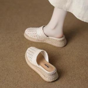 Free Shipping Thick-Soled Height-Increasing Wedge-Heeled Woven Slip-On Sandals With A Closed-Toe Design Perfect For Summer Wear With Dresses 2026 New Style