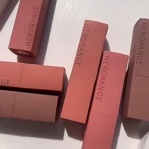 Lip Gloss Matte Lip Long Lasting Lipstick Lip Cream Moisturizing Coloring Matte Lip Gloss