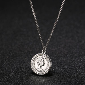 Stainless Steel Gold Silver Plated Queen Pendant Necklace Female Jewelry Gift for Women.AutoMaxion
