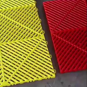 PP Plastic Drainage Grate 40x40x1.8cm Modular Floor Tile for Car Wash Beauty Shop Wrapping Studio Car wash floor grate Car wash floor mat