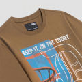 DAVIE JONES [BE FEARLESS] เสื้อยืดผู้ชาย Graphic Regular Fit T-Shirt สีกรม น้ำตาล WA0261. 