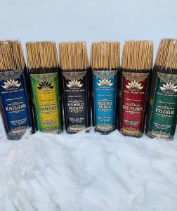 Promo penghabisan stock Dupa Wangi Aromatherapy Jasmine Surya Dupa 750 gr Full Celup