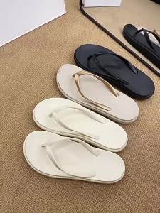 [Free Shipping] New Style Versatile Beach Flip-Flops For Women Fashionable Outdoor Slippers With Thick Soles Non-Slip And Simple Design