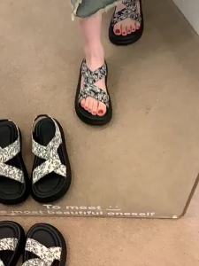 [Free Shipping] PLOVER Summer Sandals For Women Stylish And Sophisticated With Thick Soles Platform Design And A Modern Chinese Style Inspired By Roman Sandals