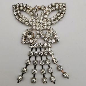 APLIKASI KRISTAL BERLIAN MOTIF KUPU KUPU KUALITAS AA WARNA PUTIH KILAU PER PIECE