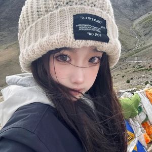 หมวกหมวกขนสัตว์ถักอบอุ่นหนาฤดูหนาวผู้หญิงผู้ชายหมวกกันความร้อนหมวกโครเชท์สีทึบใส่ได้ทุกเพศ