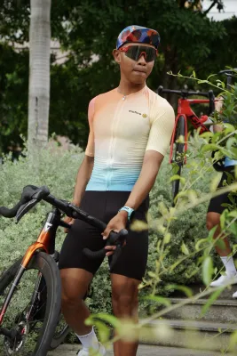 [Nam] Áo Đạp Xe Nam Motive Men Cycling Jersey - Vàng Ombre