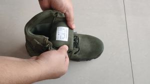 ผู้ชายฤดูหนาวกลางแจ้งตั้งแคมป์ปีนเขาท่องเที่ยวทหารเดินป่ากองกำลังพิเศษเดลต้ารองเท้าต่อสู้โจมตียุทธวิธีใบทะเลทรายรองเท้า