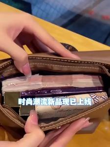 Leather Bag European and American export surplus goods European and American style womens shoulder bag One-Shoulder Crossbody Bag Ladies dropshipping