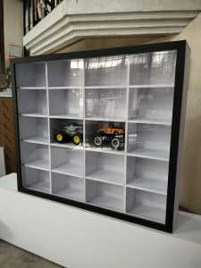 20 slots Display case for Monster Truck- white with acrylic cover