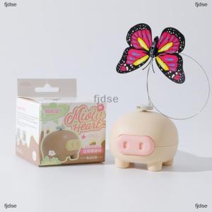 [COD] fjdse ของเล่นไฟฟ้าหมุนอัตโนมัติรูปหมูน่ารักของเล่นรูปผีเสื้อไฟฟ้าแบบอินเทอร์แอคทีฟสำหรับแมวล้อเล่น