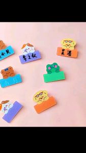Pin / ghim / huy hiệu cài áo balo túi xách hình thú có thể ghi tên