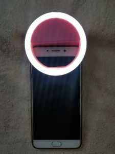 Đèn Selfie Gắn Điện Thoại – Tăng Sáng Khi Chụp Hình Quay Video Livestream