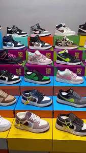 Giày nam 2025 Giày nam ngoại thương phong cách mới giày chạy buộc dây giày thể thao nhẹ thoải mái cho đường phố nam [ Miễn Phí Vận Chuyển ]