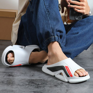 LKfashion สุดปัง รองเท้าแตะแฟชั่นสำหรับคุณผู้ชาย พื้นนุ่มสัมผัสนิ่ม ด้วยดีไซส์สวยโดดเด่นไม่เหมือนใคร มาพร้อมกับ 4 สี ให้เลือกสรร ของดีราคาโดน ห้ามพลาดดด