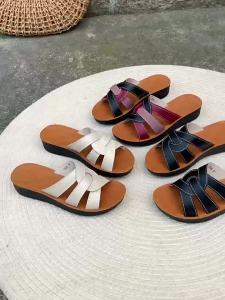 [Free Shipping] New Summer Flat Sandals for Women Non-Slip Suitable for Outdoor Wear Large Size Versatile Womens Sandals Moms Slippers