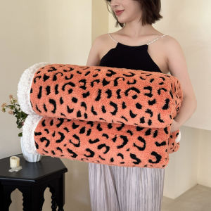 【Super low price】Leopard Print Thicken Warm Blanket Soft Comfortable Artificial Lambswool Sofa Blanket Cozy Yarn Dyed Jacquard Nap Blanket Shawl