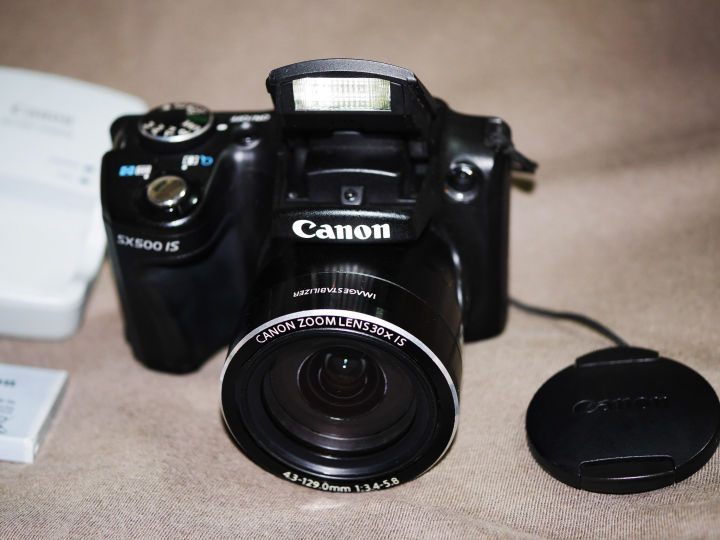 Canon PowerShot SX500 iS 24-720mm กล้องดิจิตอล ขนาดเล็กพิเศษ