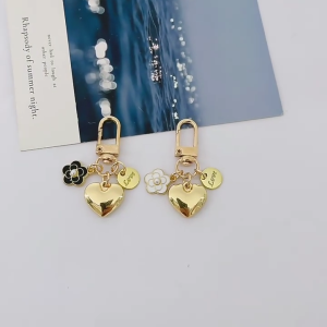 Đầy Màu Sắc Mặt dây chuyền trái tim Keychain Tình Yêu Hình Dạng Điện Thoại di động Dây Đeo Cho Phụ Nữ Và Cô Gái Túi độc nhất Mặt Dây Chuyền dây móc điện thoại Sang Trọng