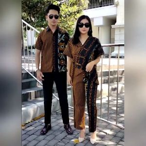Set Baju Tenun Couple Jepara