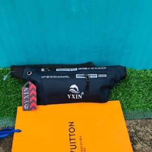 กระเป๋าคาดแอล เรียบง่ายและทันสมัยกระเป๋าคาดเอวสำหรับผู้ชายหญิงฟิตเนสออกกำลังกายกิจกรรมกลางแจ้งวิ่ง มัลติฟังก์ชั่น เข็มขัดปรับใส่ 9 นิ้วสูง 4   นิ้ว