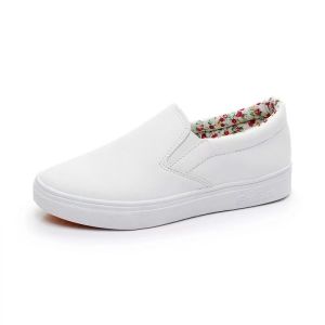 Fashionable Leather  Women Slip-on Shoes With Flowery Lining  All Season Soft Sole Boat Shoes