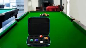 Pool Ball Case Billiard Balls Storage Padded Billiard Carrying Bag Travel Storage with Carry Handle Billiards Ball Case Holder for One Set of 16 Billiards Balls 2-1/4 and Accessories