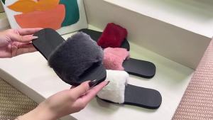 New WomenS Flat Slippers For Autumn And Winter Fashionable Non-Slip Warm Plush Slip-On Slippers