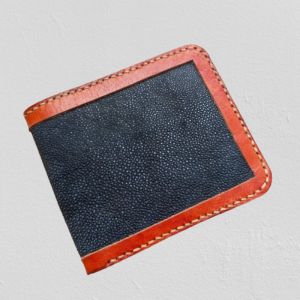 Dompet Pria Kulit Ikan Pari Custom Warna Hitam Garansi 1 Tahun
