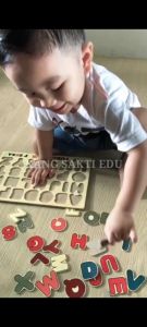 Paket Mainan Kayu Puzzle Kayu Alfabet Huruf Besar-Kecil-Angka-Hijaiyyah Puzzle Edukasi Anak Aneka Kayu Murah Bisa COD Mainan Edukasi Anak Puzzle Kubus Funny Block Blok Puzzle Bentuk Bongkar Pasang Mainan Bayi Mainan Anak Perempuan Laki Laki
