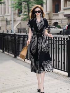 Đầm Xoè Hoạ Tiết Sang Trọng Kèm Nịt Cao Cấp - Glady G341 - Đầm Xoè Dáng Dài Phối Màu Duyên Dáng Năng Động Cuốn Hút