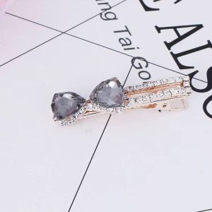 lamai hair accessories กิ๊บติดผม กิ๊บโบว์ ตกแต่งด้วยคริสตัล หลากหลายสีสัน สไตล์เกาหลี Hairpin bowtie crystal decorations. Various colors. Korean style.