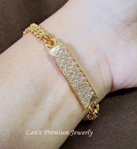 Gelang Rantai Sandra Persegi Kristal Emas Titanium 22K