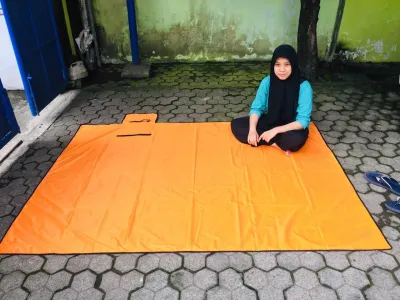 Tikar Camping Lipat Multifungsi Waterproof