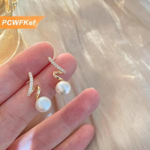 【PCWFKef】 1 đôi bông tai ngọc trai thời trang lấp lánh phong cách Hàn Quốc cho nữ bông tai đính đá trang sức đơn giản phụ kiện trang trí dành cho quý cô