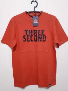 KAOS TSHIRT DISTRO/KAOS OBLONG/BAJU DISTRO/BAJU COWO DAN CEWEK/REAL PICTURE