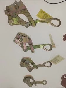 Multifunctional Japanese-style wire clamp for electricians used in electrical construction for pulling and tensioning steel wire ropes Xionggu manual clamp pliers