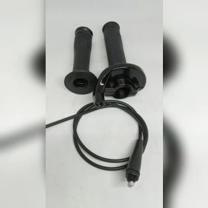 Gas Spontan DT Universal: Suku Cadang Motor Racing & Aksesoris