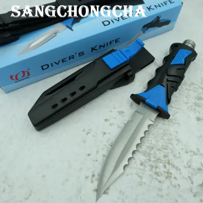 Sangchongcha Diving knife for Diver มีดดำน้ำ มีดดำน้ำลึก มีดเดินป่า มีดใบตาย ใบมีดสแตนเลสสตีล 420J2 ทนสนิม ยาว25.5ซม. ปลายโค้งคม ฟันเลื่อย แถมปลอกพลาสติกABSและที่รัดขาอย่างดี DK01-GREEN and BLUE
