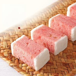 White peach oolong and Gorgon fruit cake Traditional cake without sucrose High-fiber filling breakfast meal replacement Healthy snack