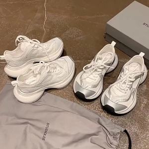 Giá khuyến mãi Grape Mom studiolee  Giày thể thao nữ thời trang phối lưới buộc dây đế dày tăng chiều cao đa năng thoáng khí nhẹ