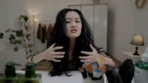 0PIKARU Keratin Treatment Rambut Anti Frizz Original Hasil Permanen