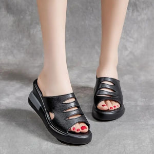 [Free Shipping] New Summer Plus-Size WomenS Shoes Sizes 36-42 Featuring A Wedge Heel Crisscross Design Thick Sole And Open-Toe Style